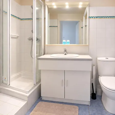 Au Bord De La Marina D'aix-les-bains Pour 2 Personnes Appartement *